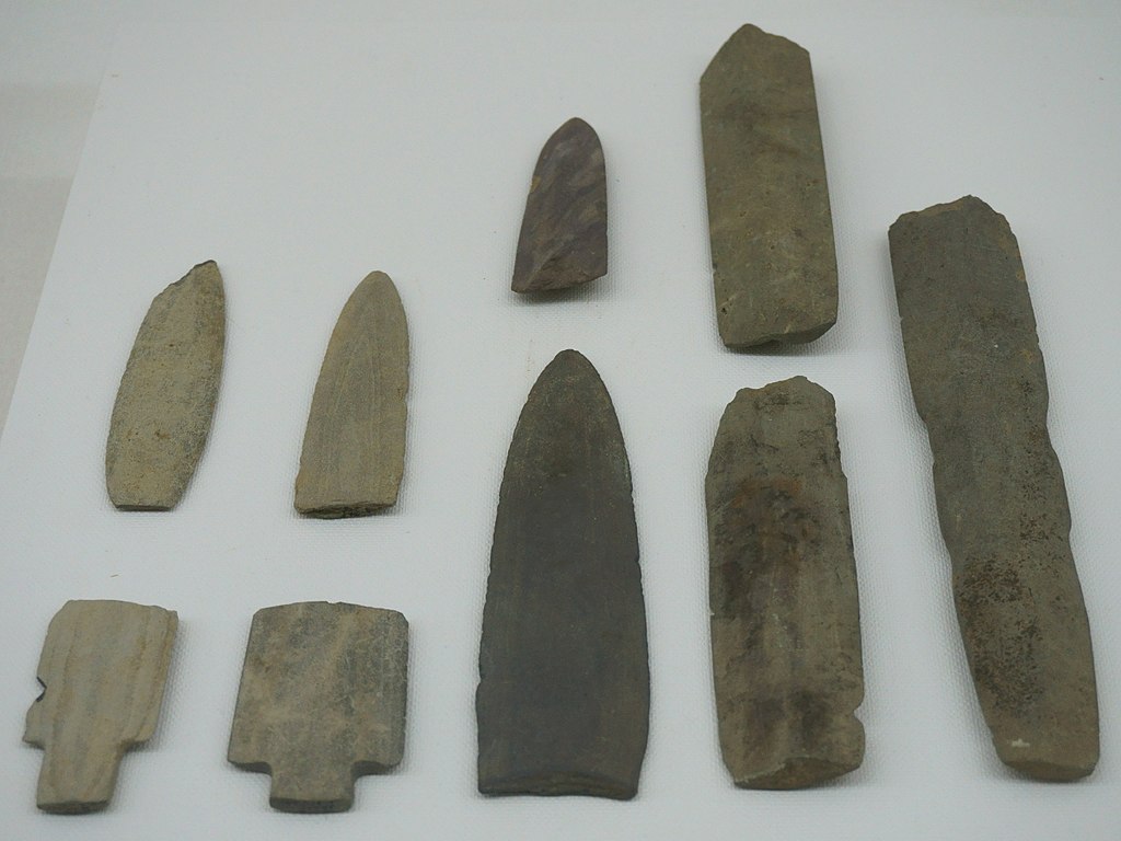 磨製石器　石斧　大型石器　縄文時代　打製石器